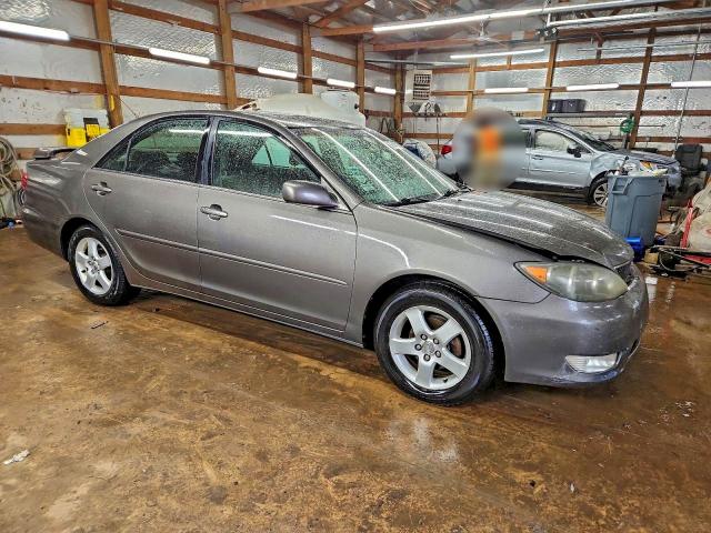 Photo 4 from auction – 2005 TOYOTA CAMRY LE with VIN 4T1BE32K55U549800
