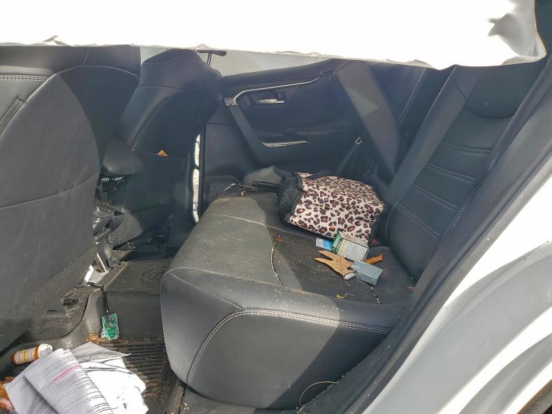 Photo 11 from auction – 2022 TOYOTA RAV4 with VIN 2T3C1RFV8NW199402