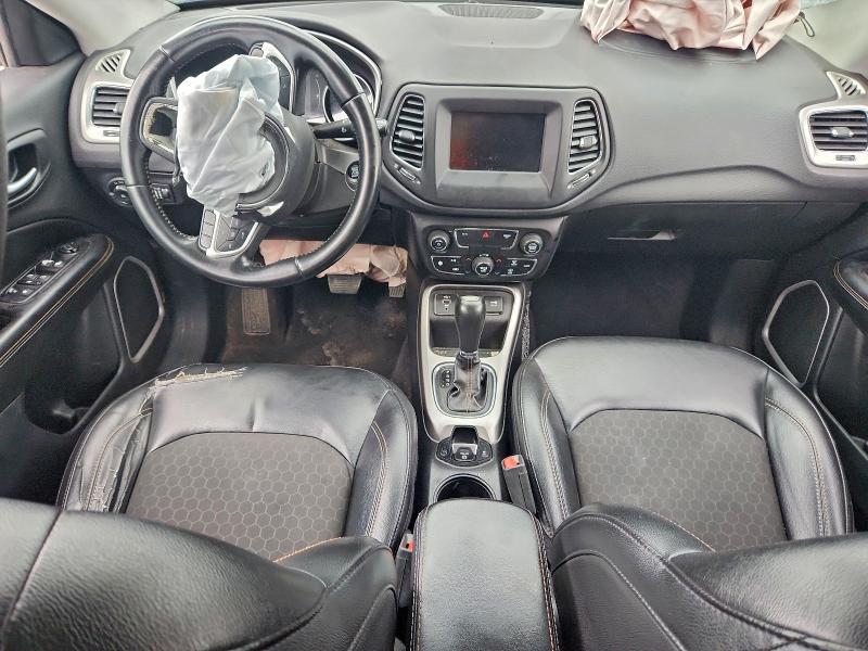 Photo 8 from auction – 2019 JEEP COMPASS LA with VIN 3C4NJCBB6KT797153