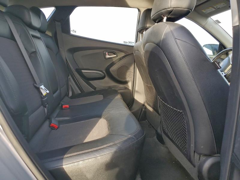 Photo 10 from auction – 2011 HYUNDAI TUCSON GLS with VIN KM8JU3AC2BU292972