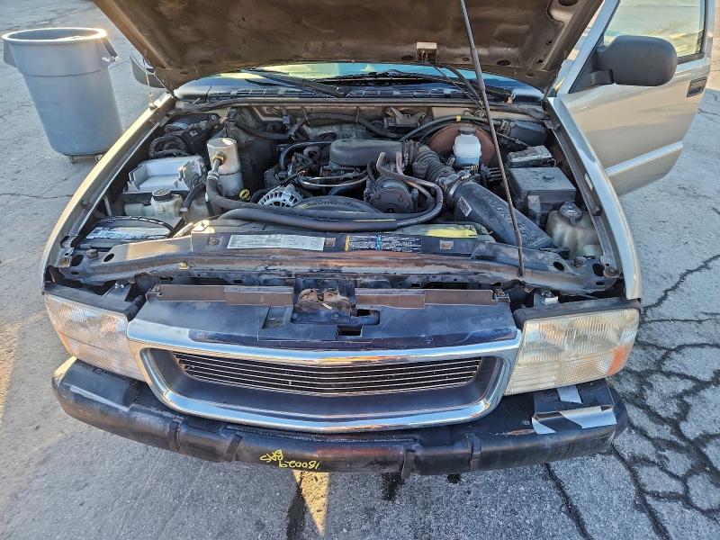 Photo 11 from auction – 2002 GMC SONOMA with VIN 1GTCS19W328263818