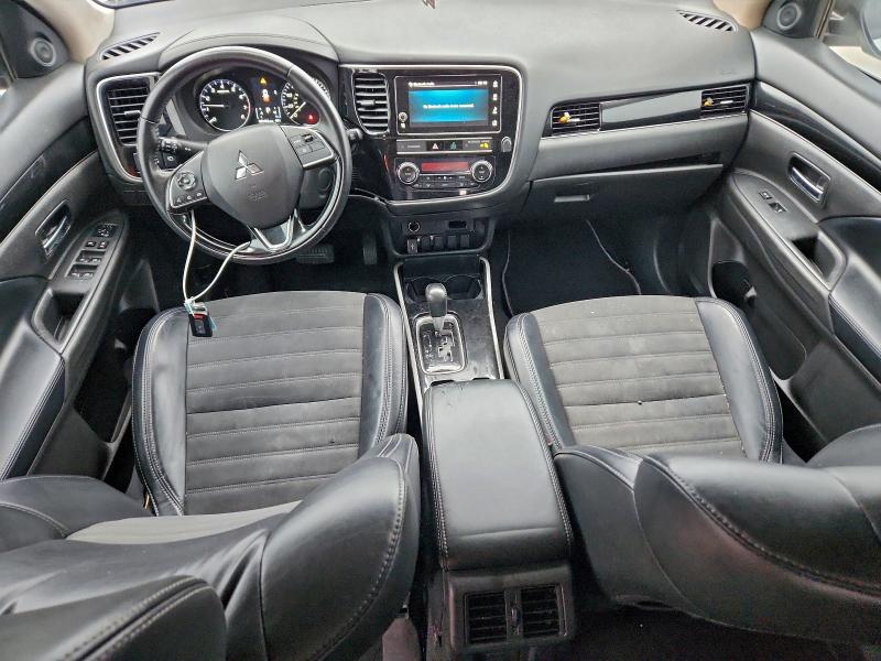 Photo 8 from auction – 2019 MITSUBISHI OUTLANDER with VIN JA4AD3A37KJ001804