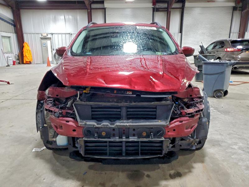 Photo 5 from auction – 2017 FORD ESCAPE SE with VIN 1FMCU9GD8HUB27724