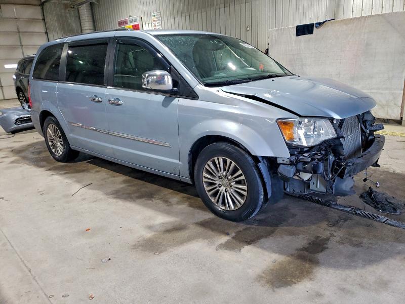 Photo 4 from auction – 2013 CHRYSLER TOWN & COU with VIN 2C4RC1CG1DR684565