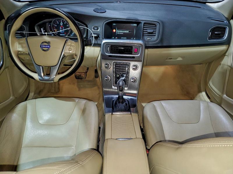 Photo 8 from auction – 2016 VOLVO S60 PREMIE with VIN YV1612TK3G2401972