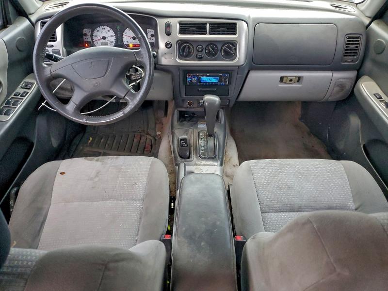 Photo 8 from auction – 2002 MITSUBISHI MONTERO SP with VIN JA4MT31R82J031575