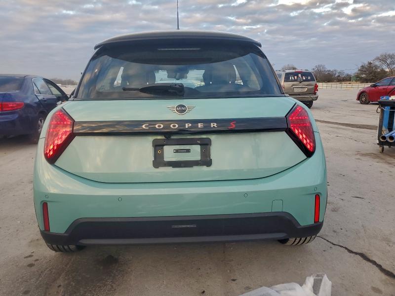 Photo 6 from auction – 2025 MINI COOPER with VIN WMW23GD04S2W16758