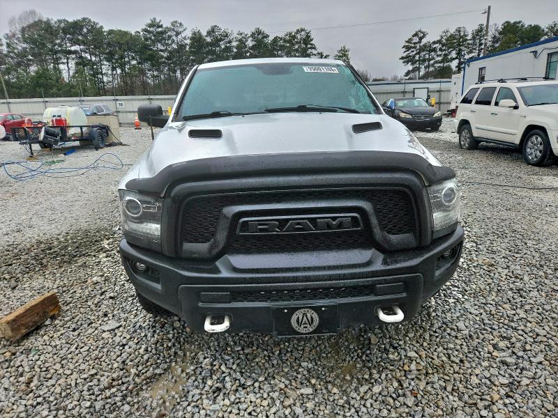 Photo 5 from auction – 2016 RAM 1500 with VIN 1C6RR7YT0GS334877