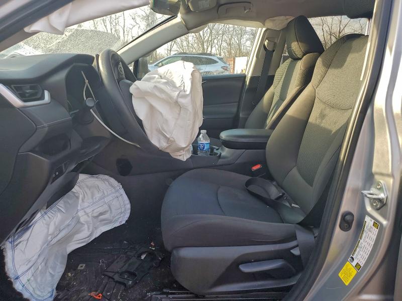 Photo 7 from auction – 2021 TOYOTA RAV4 with VIN 2T3H1RFV7MC157292