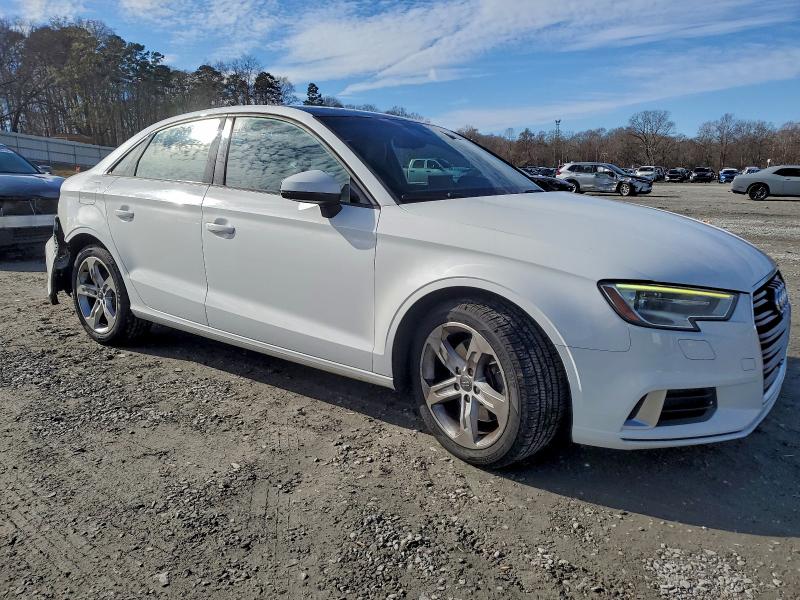 Photo 4 from auction – 2017 AUDI A3 PREMIUM with VIN WAUAUGFFXH1040926