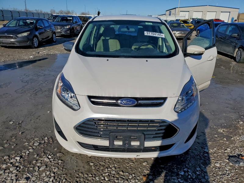 Photo 5 from auction – 2017 FORD C-MAX SE with VIN 1FADP5EUXHL106834