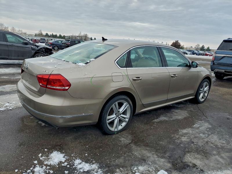 Photo 3 from auction – 2015 VOLKSWAGEN PASSAT SE with VIN 1VWBT7A37FC011874