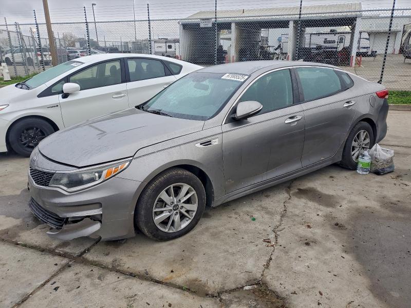 KIA OPTIMA 2016 with VIN 5XXGT4L33GG103781 - Photo from auction