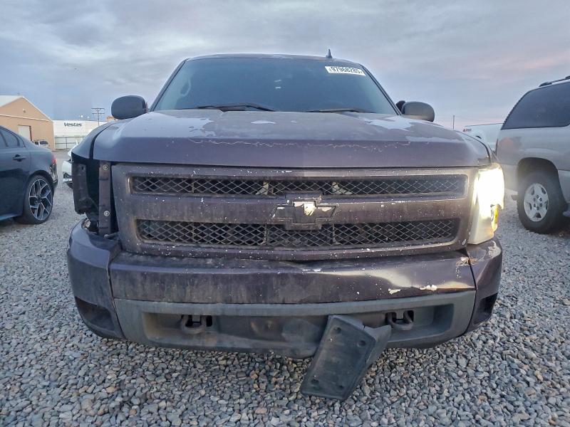Photo 5 from auction – 2008 CHEVROLET SILVERADO with VIN 1GCEK140X8Z169367