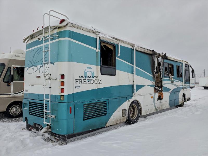Photo 4 from auction – 1999 FREIGLINER CHASSIS with VIN 4UZ6XJCA7XCA84406
