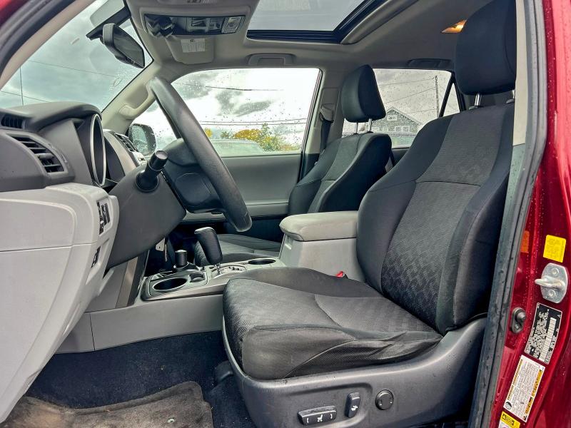 Photo 11 from auction – 2010 TOYOTA 4RUNNER SR with VIN JTEBU5JR7A5023301