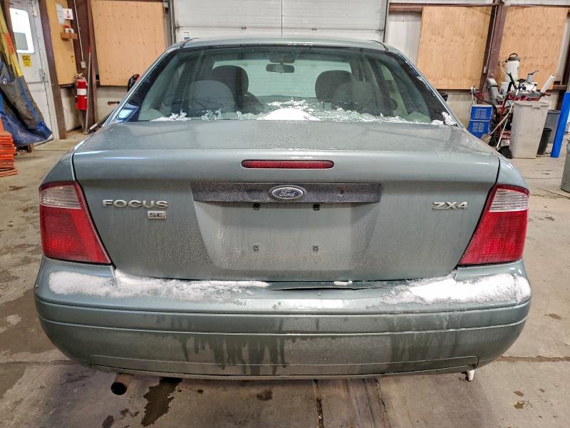 Photo 6 from auction – 2005 FORD FOCUS ZX4 with VIN 1FAFP34N75W268146