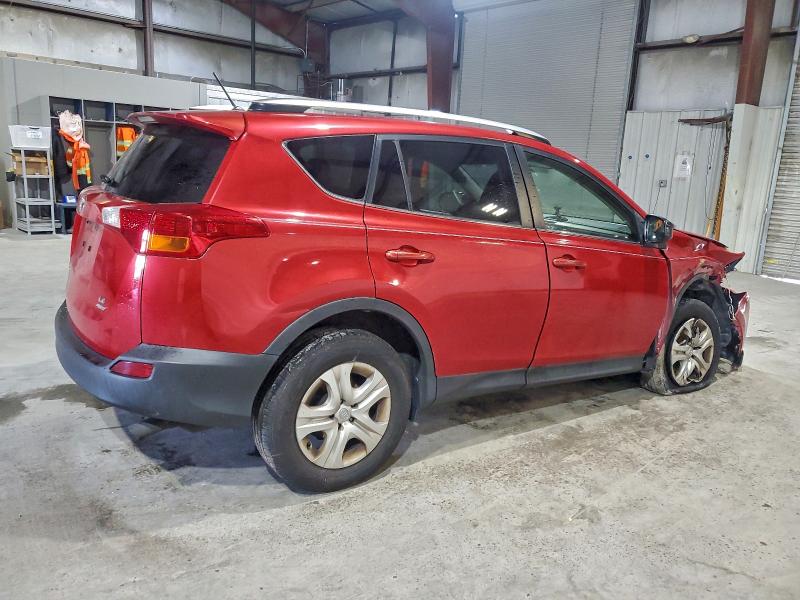 Photo 3 from auction – 2015 TOYOTA RAV4 LE with VIN JTMBFREV0FD145847