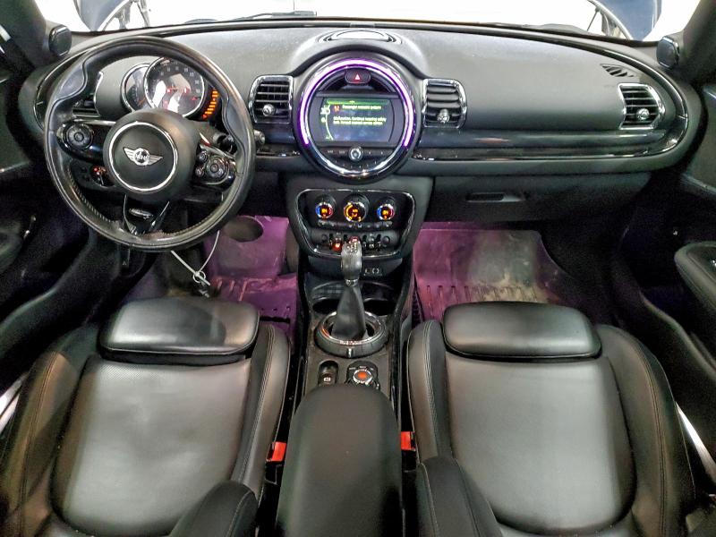 Photo 8 from auction – 2016 MINI COOPER CLU with VIN WMWLN5C52G2E06637
