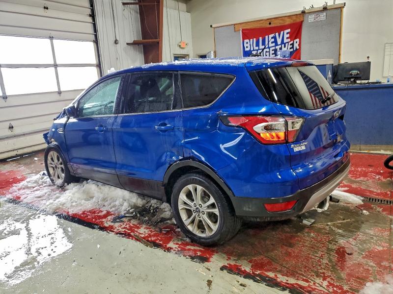 Photo 2 from auction – 2017 FORD ESCAPE SE with VIN 1FMCU9GD4HUB87399
