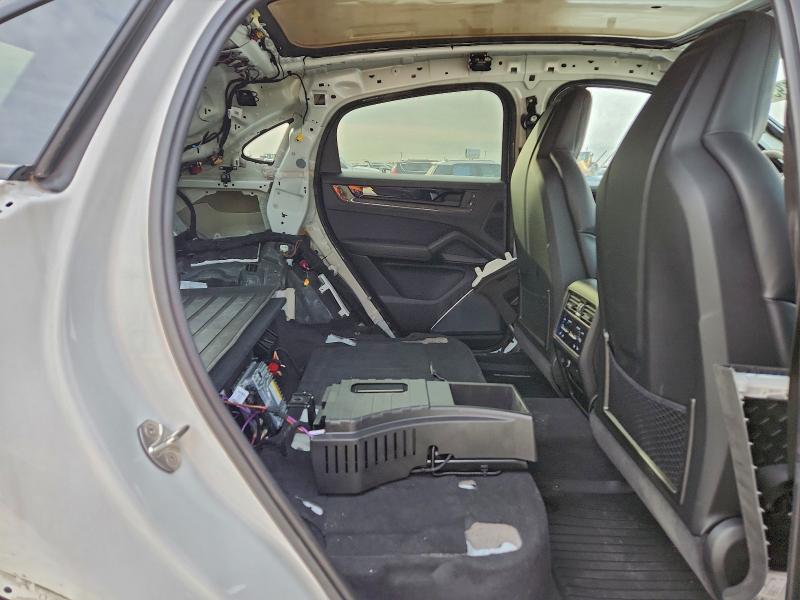 Photo 11 from auction – 2025 PORSCHE CAYENNE GT with VIN WP1BG2AY5SDA43330