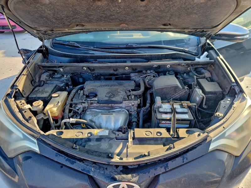 Photo 12 from auction – 2016 TOYOTA RAV4 SE with VIN JTMNFREV5GJ068411