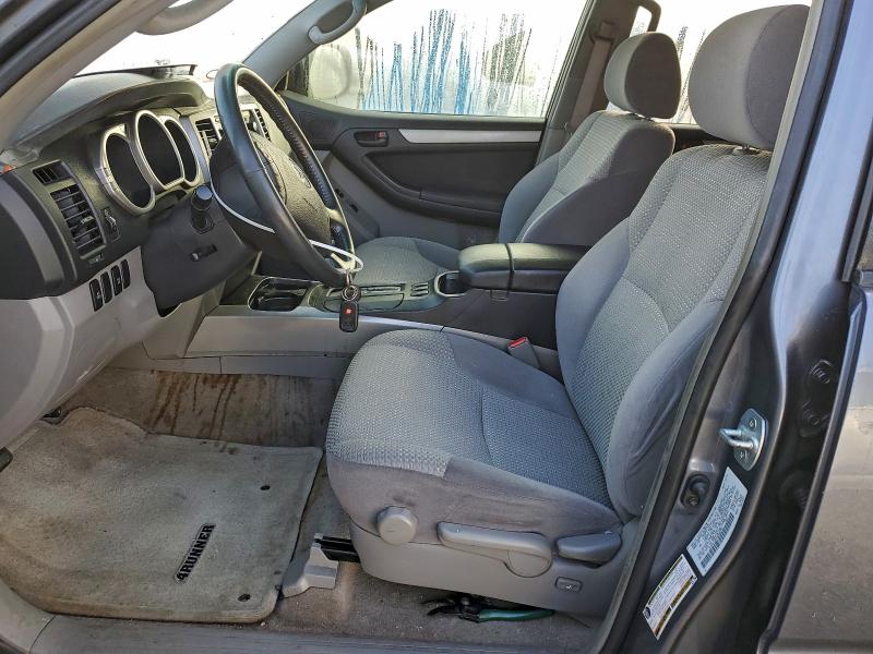 Photo 7 from auction – 2004 TOYOTA 4RUNNER SR with VIN JTEZU14R440022997