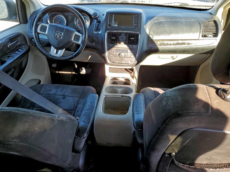 Photo 8 from auction – 2011 DODGE GRAND CARA with VIN 2D4RN5DG3BR678816