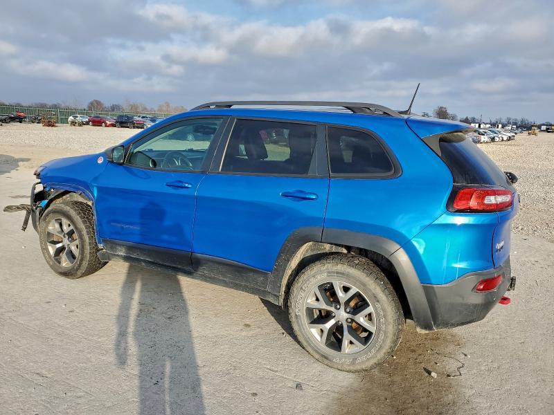 Photo 2 from auction – 2018 JEEP CHEROKEE T with VIN 1C4PJMBX1JD526063