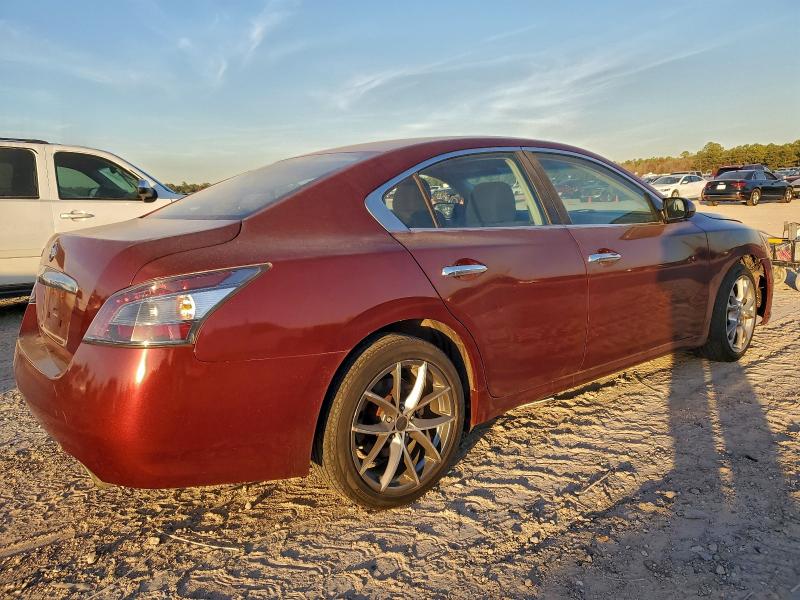 Photo 3 from auction – 2012 NISSAN MAXIMA S with VIN 1N4AA5AP2CC844141
