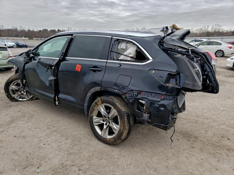 Photo 2 from auction – 2017 TOYOTA HIGHLANDER with VIN 5TDDZRFH7HS457292