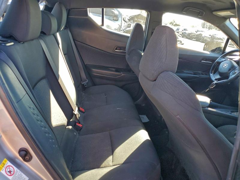 Photo 10 from auction – 2018 TOYOTA C-HR XLE with VIN NMTKHMBX6JR044438