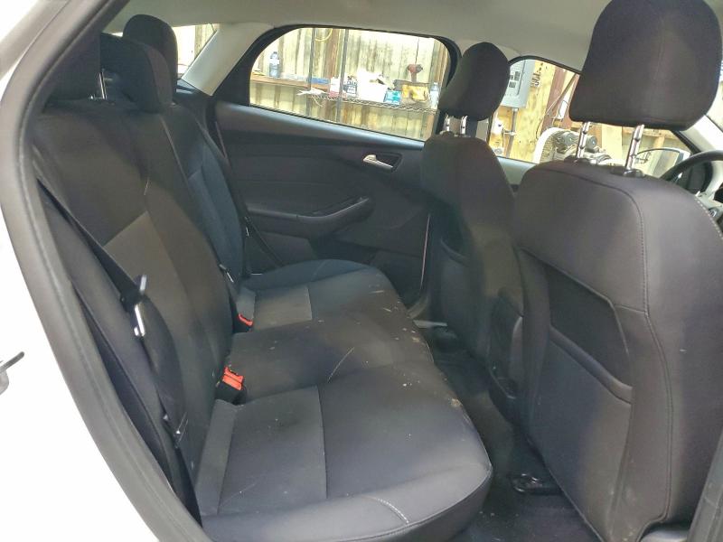 Photo 10 from auction – 2016 FORD FOCUS SE with VIN 1FADP3K24GL346905
