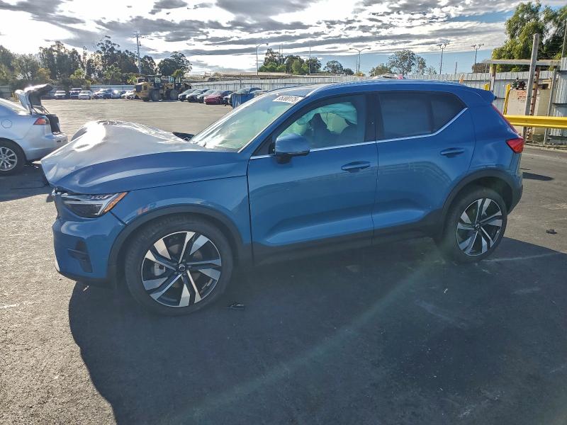 VOLVO XC40 PLUS 2025 with VIN YV4L12UE0S2456595 - Photo from auction