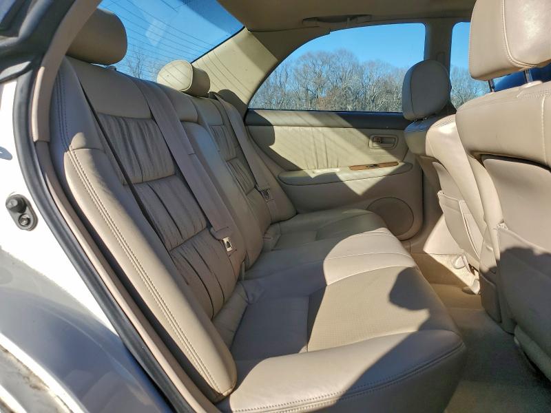 Photo 10 from auction – 1999 LEXUS ES 300 with VIN JT8BF28G8X0212190