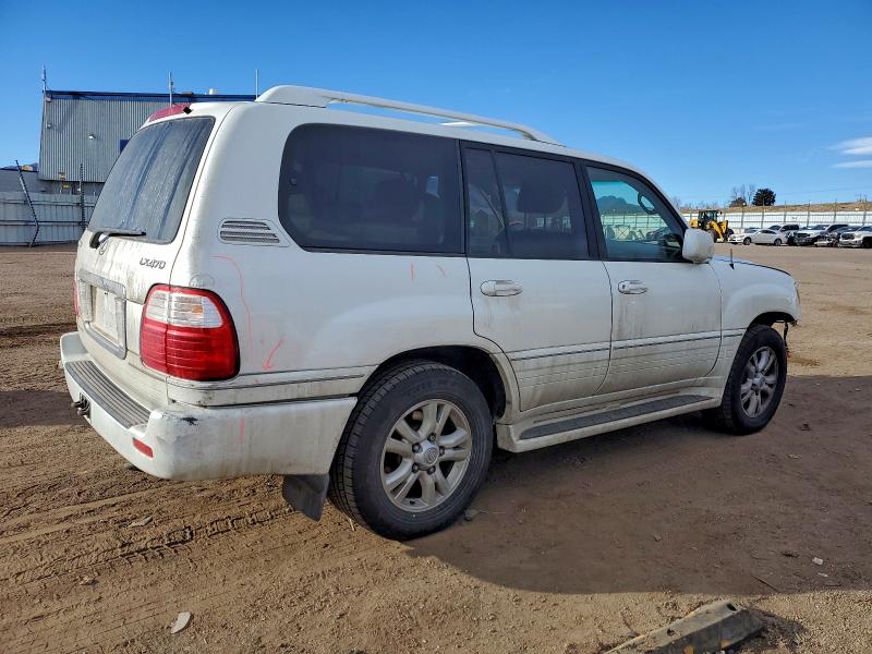 Photo 3 from auction – 2004 LEXUS LX 470 with VIN JTJHT00W743536699