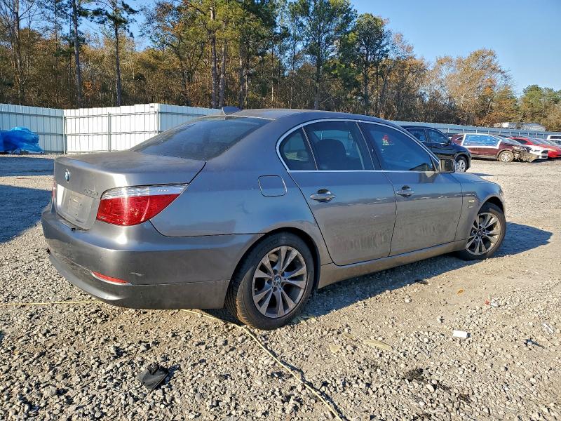 Photo 3 from auction – 2010 BMW 535 XI with VIN WBANV9C51AC138145
