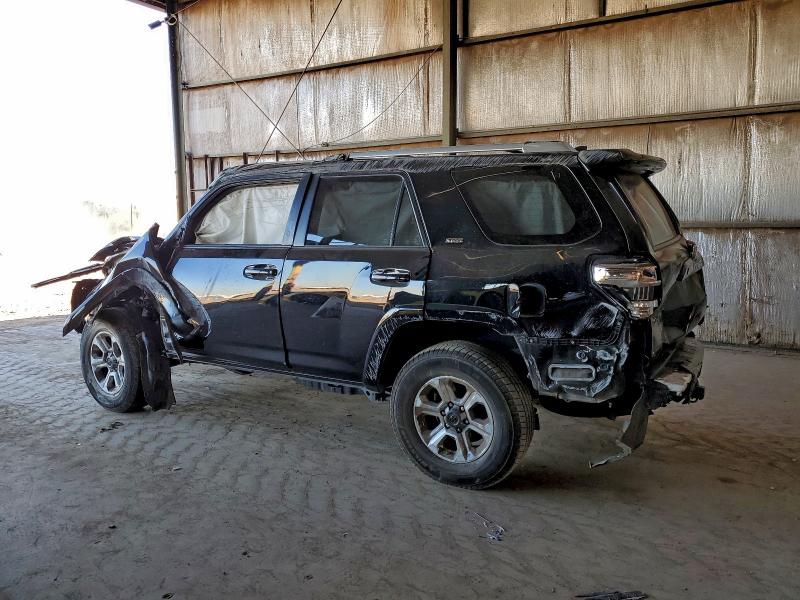 Photo 2 from auction – 2018 TOYOTA 4RUNNER SR with VIN JTEBU5JR4J5504638
