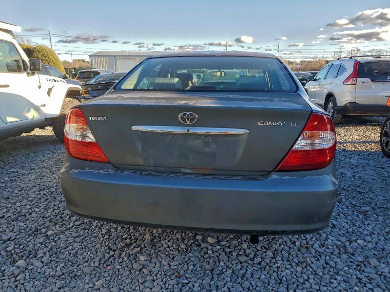 Photo 6 from auction – 2003 TOYOTA CAMRY with VIN 4T1BE32K03U721664