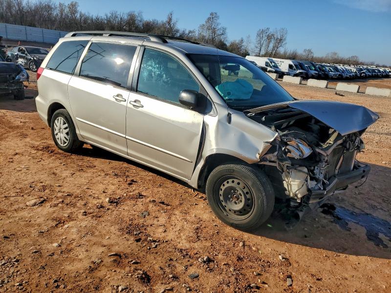 Photo 4 from auction – 2004 TOYOTA SIENNA CE with VIN 5TDZA23C84S103482