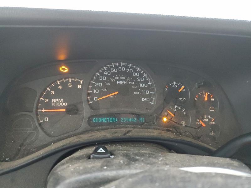 Photo 9 from auction – 2003 CHEVROLET SILVERADO with VIN 1GCEK19T83Z213717