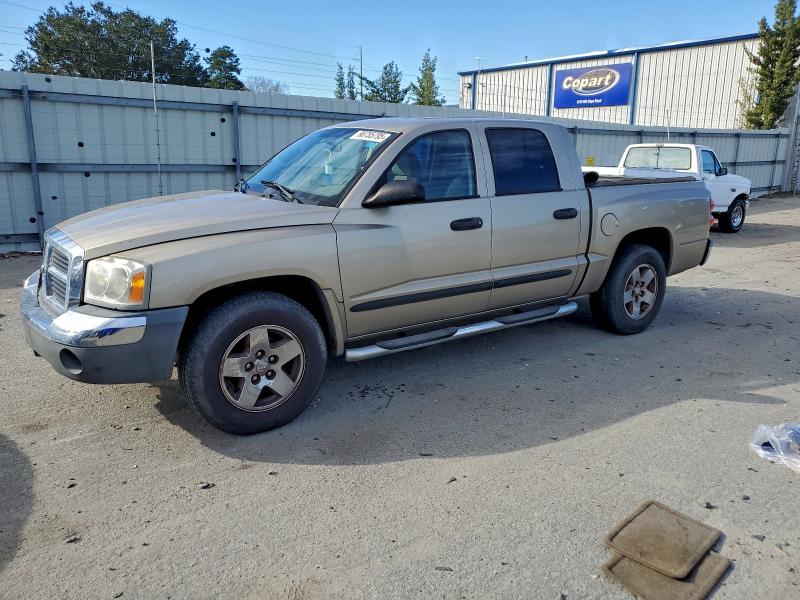 DODGE DAKOTA QUA 2005 with VIN 1D7HE48N55S278843 - Photo from auction