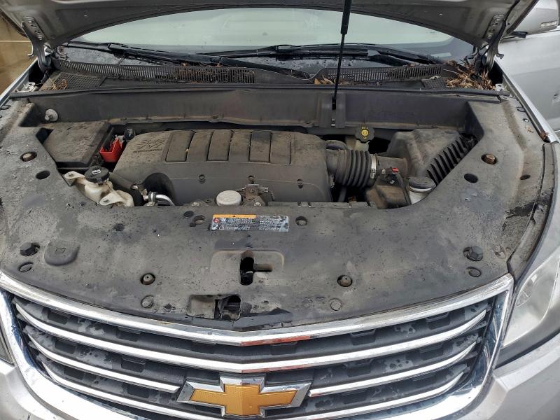 Photo 12 from auction – 2017 CHEVROLET TRAVERSE L with VIN 1GNKRGKD4HJ134515