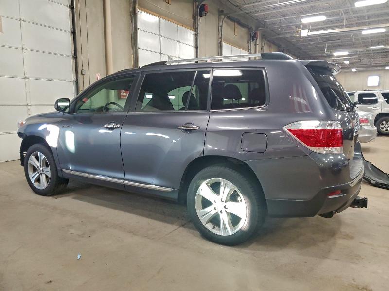 Photo 2 from auction – 2013 TOYOTA HIGHLANDER with VIN 5TDDK3EH0DS221788