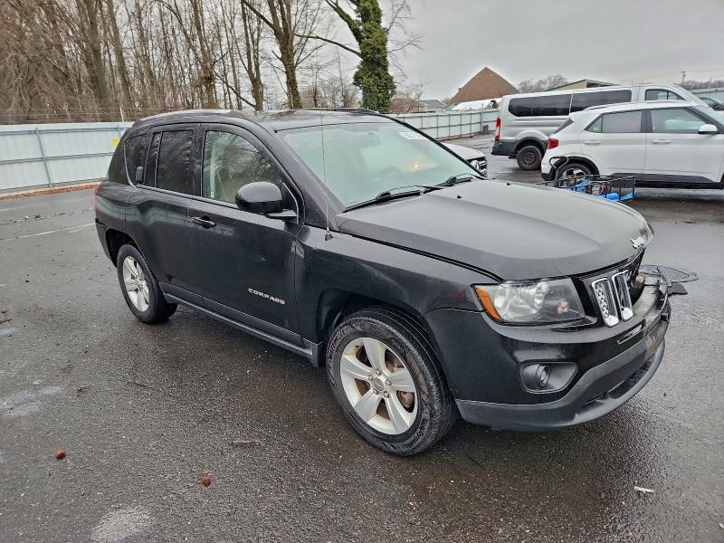 Photo 4 from auction – 2014 JEEP COMPASS LA with VIN 1C4NJCEB9ED764394
