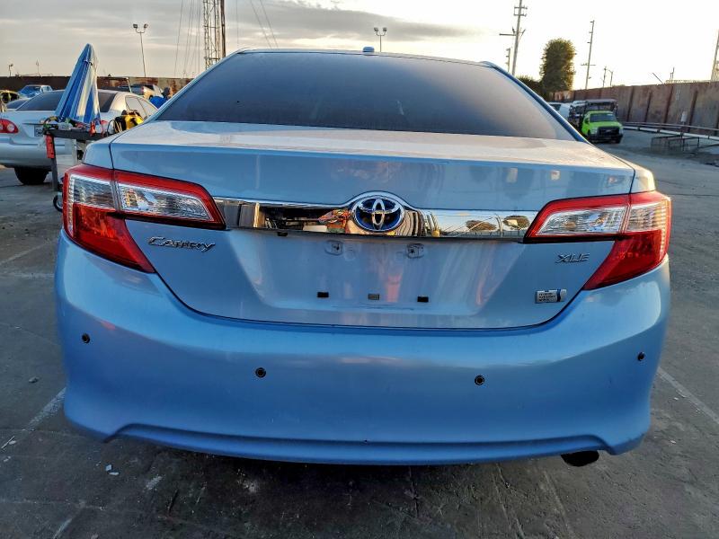 Photo 6 from auction – 2012 TOYOTA CAMRY HYBR with VIN 4T1BD1FK2CU063167