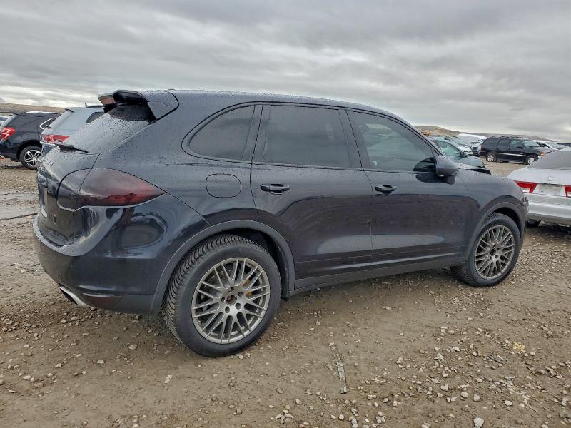 Photo 3 from auction – 2014 PORSCHE CAYENNE S with VIN WP1AE2A2XELA51446