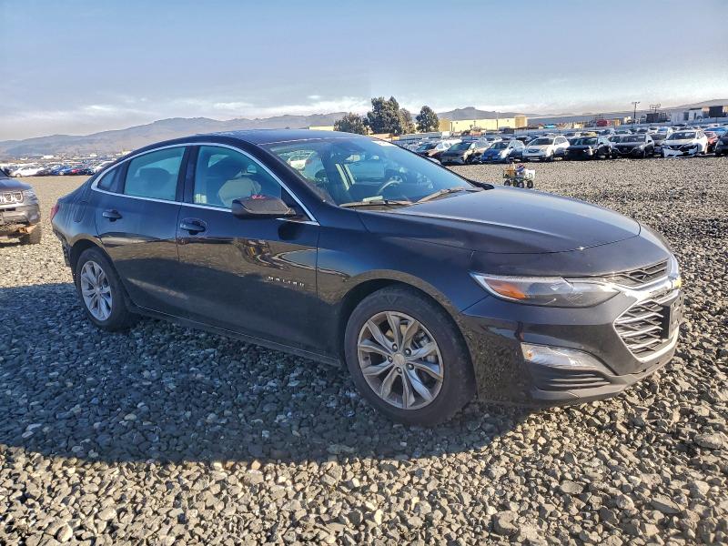 Photo 4 from auction – 2023 CHEVROLET MALIBU LT with VIN 1G1ZD5ST7PF178147