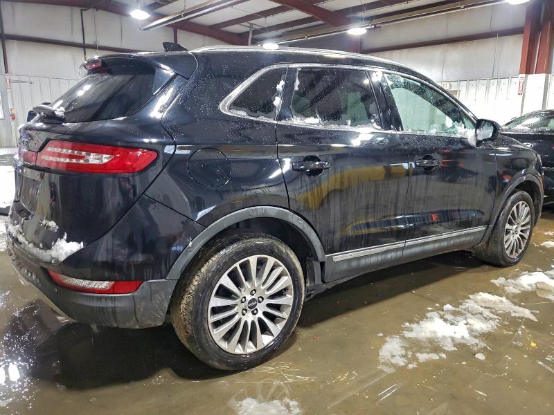 Photo 3 from auction – 2017 LINCOLN MKC RESERV with VIN 5LMCJ3D90HUL56644