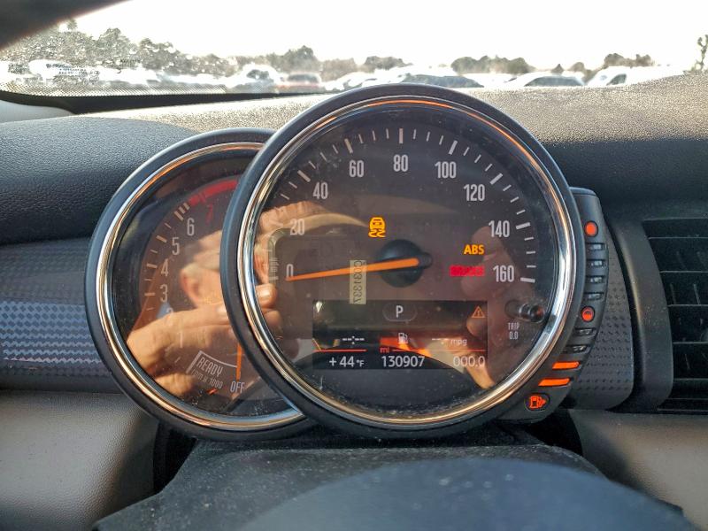 Photo 9 from auction – 2015 MINI COOPER with VIN WMWXS5C54FT833382